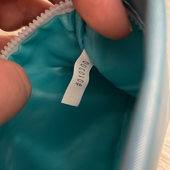 Ipsy Blue Glam Bag Approximately 5” X 7” Zip Makeup / Cosmetics Bag - Picture 4 of 6